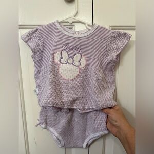 Ryan monogram Minnie appliqué